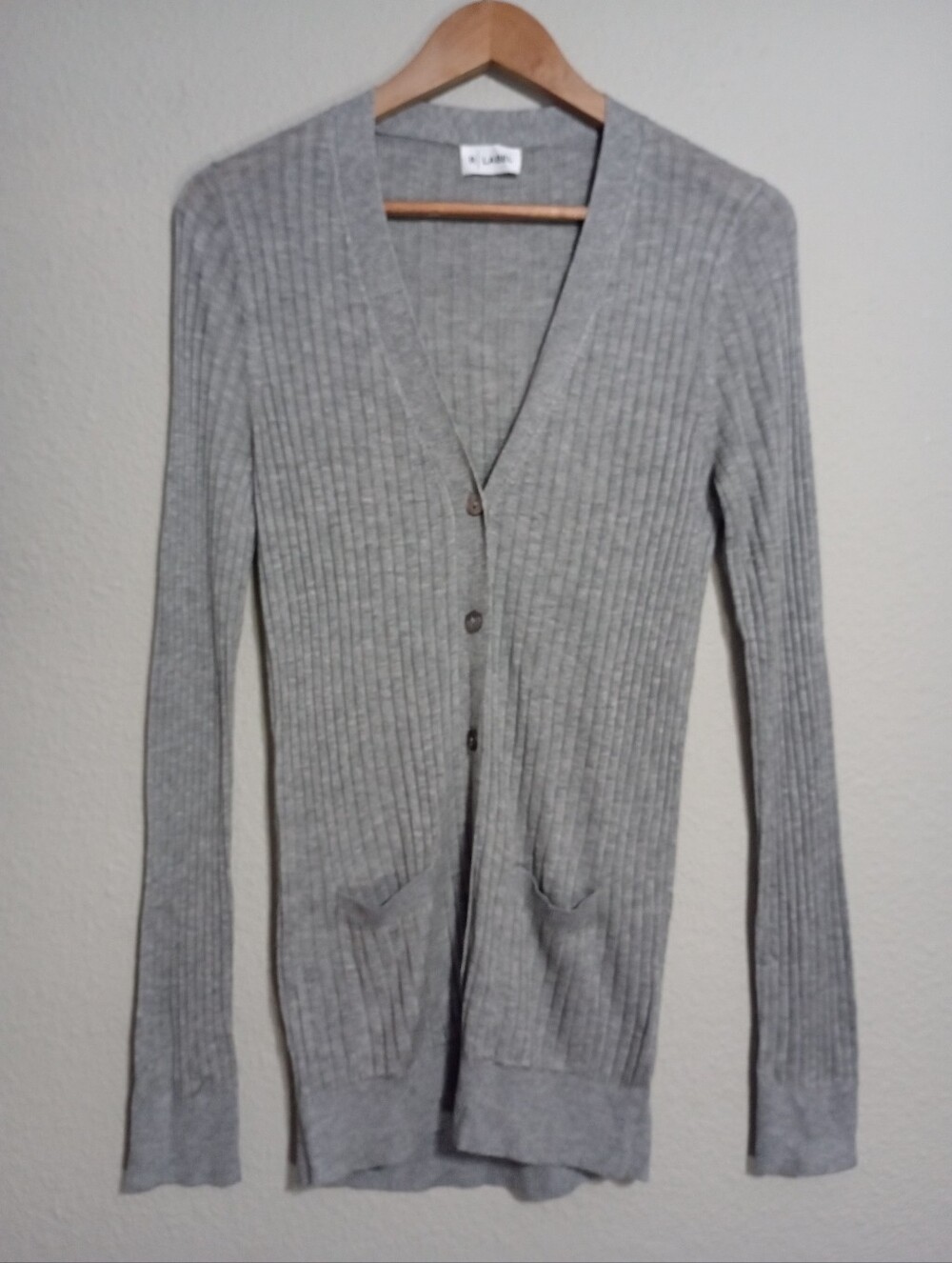 R Label Ribbed Knit Washable Cashmere Blend Button Front Cardigan